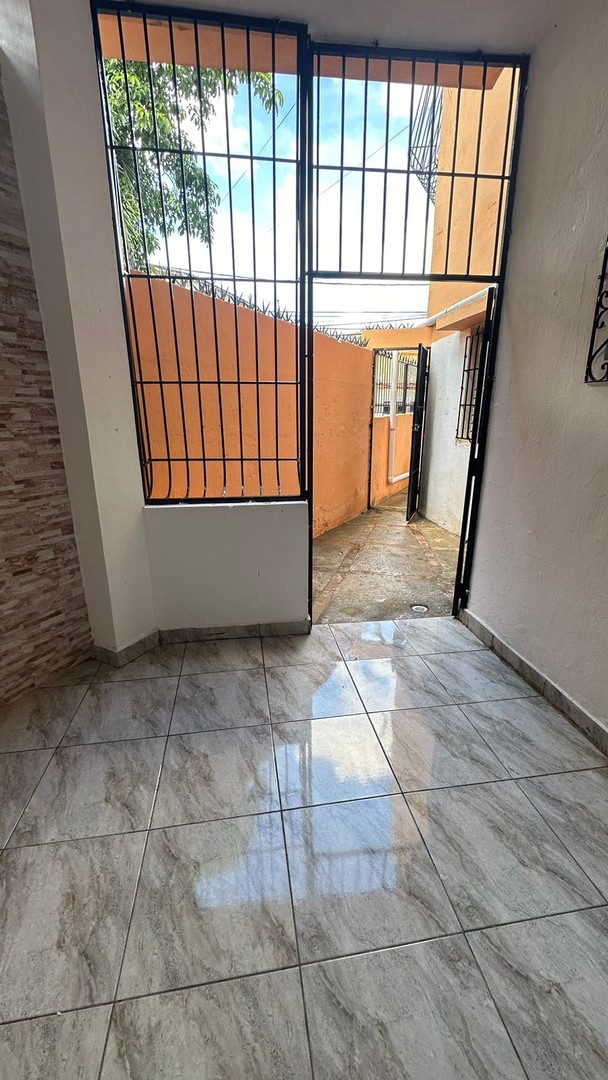 apartamentos - Alquiler Apartamento de 3 Habitaciones Sin Amueblar, Gazcue, Santo Domingo 4