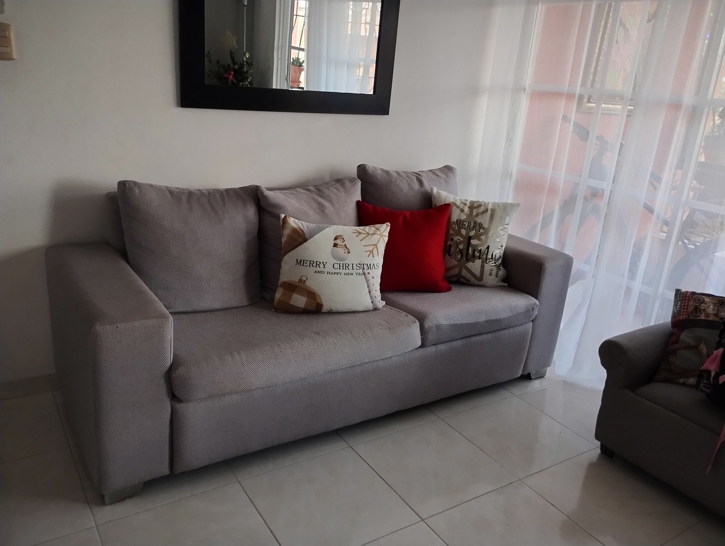 muebles y colchones - Venta de sofá 🛋️ usado en buenas condiciones 