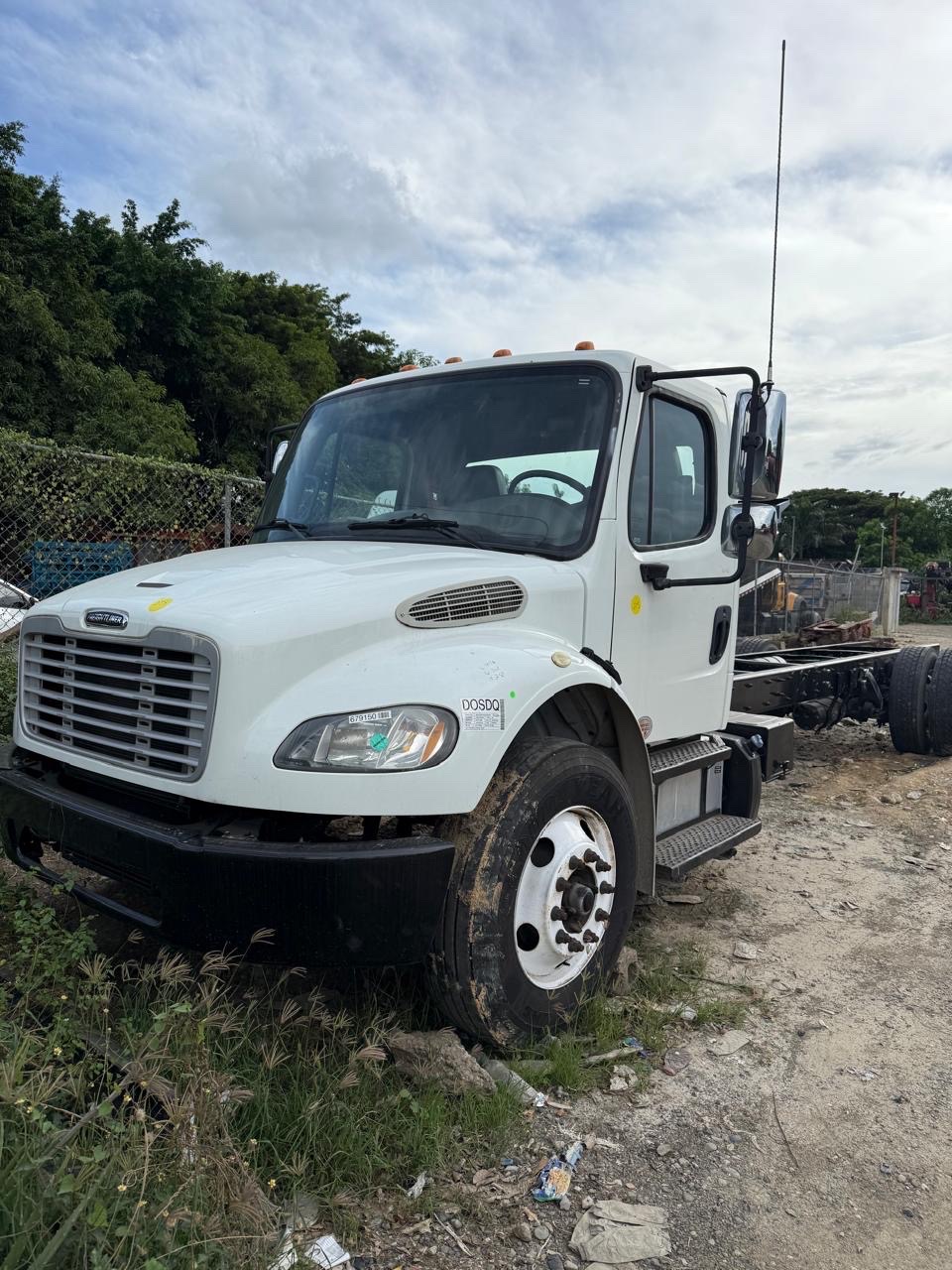 camiones y vehiculos pesados - Camión freightliner 2017 