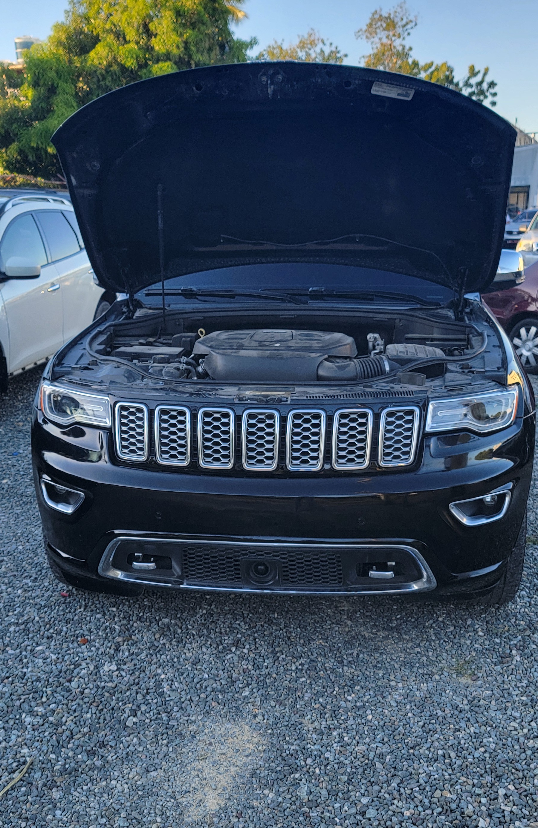 jeepetas y camionetas - JEEP GRAND CHEROKEE LIMITED 2017 3