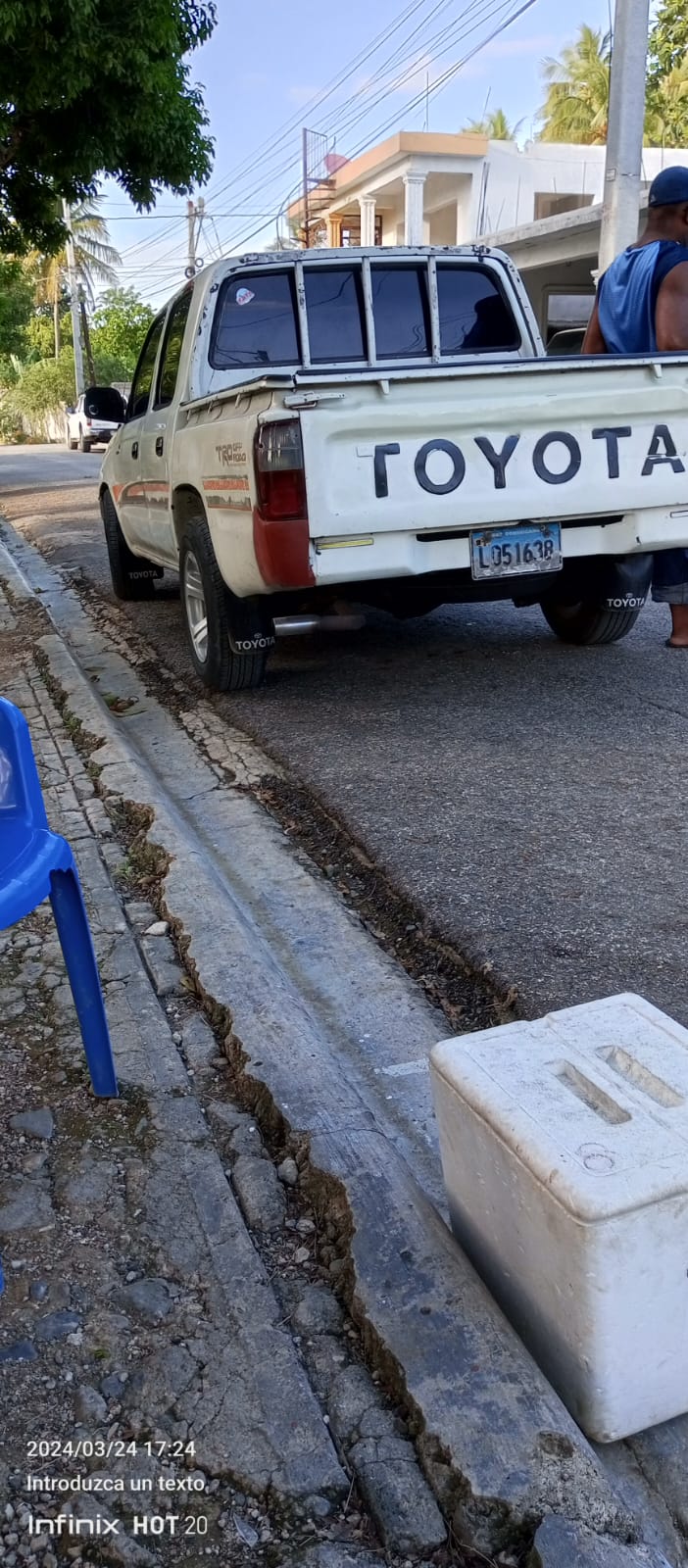 jeepetas y camionetas - Toyota hilux  2