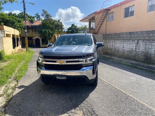 jeepetas y camionetas - Cheverolet silverado 2021 1