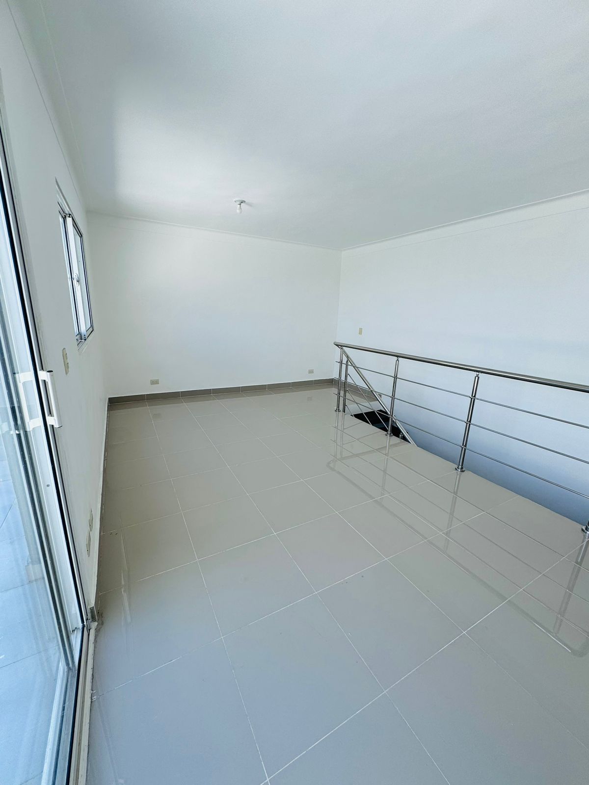 apartamentos - APARTAMENTO EN VENTA EN AV. HISPANOAMERICANA. 5