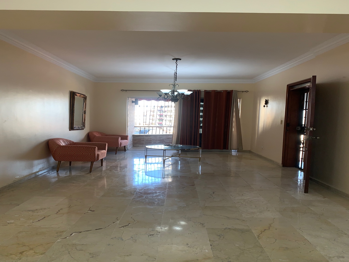 penthouses - Vendo penthouses en mirador Norte ceca de La Bolibar y Downtawn 
325. Mt2.  2