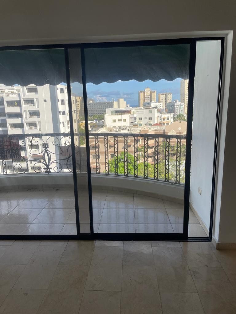 apartamentos - Alquiler Apartamento de 3 Habitaciones, Los Cacicazgos, Santo Domingo 2