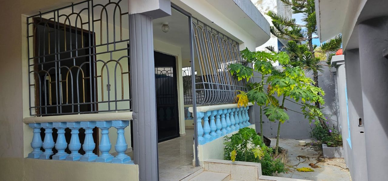 casas - Casa en venta Jacobo majluta Marañón 2  5