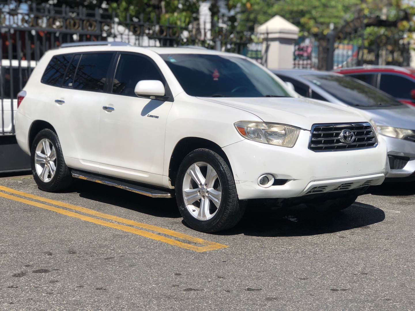jeepetas y camionetas - Toyota highlander 2010 LIMITED