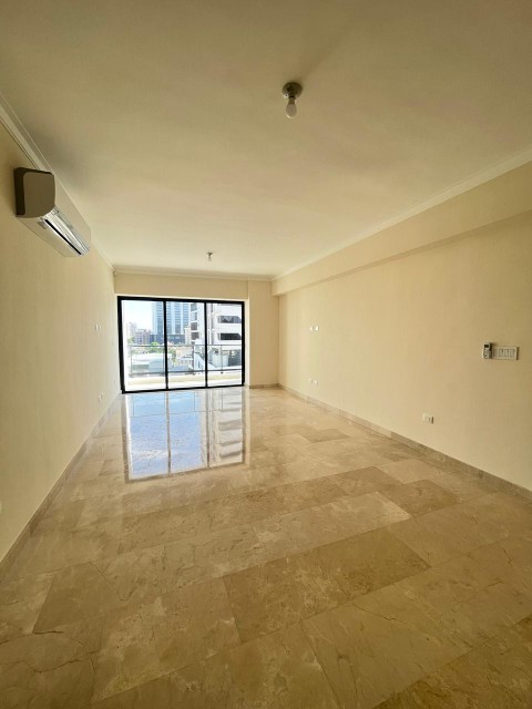 apartamentos - Se alquila hermoso apartamento con linea blanca en el sector de Serralles  0