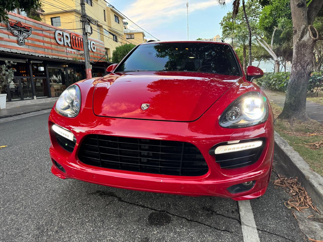 jeepetas y camionetas - porsche cayenne gts 2014 0