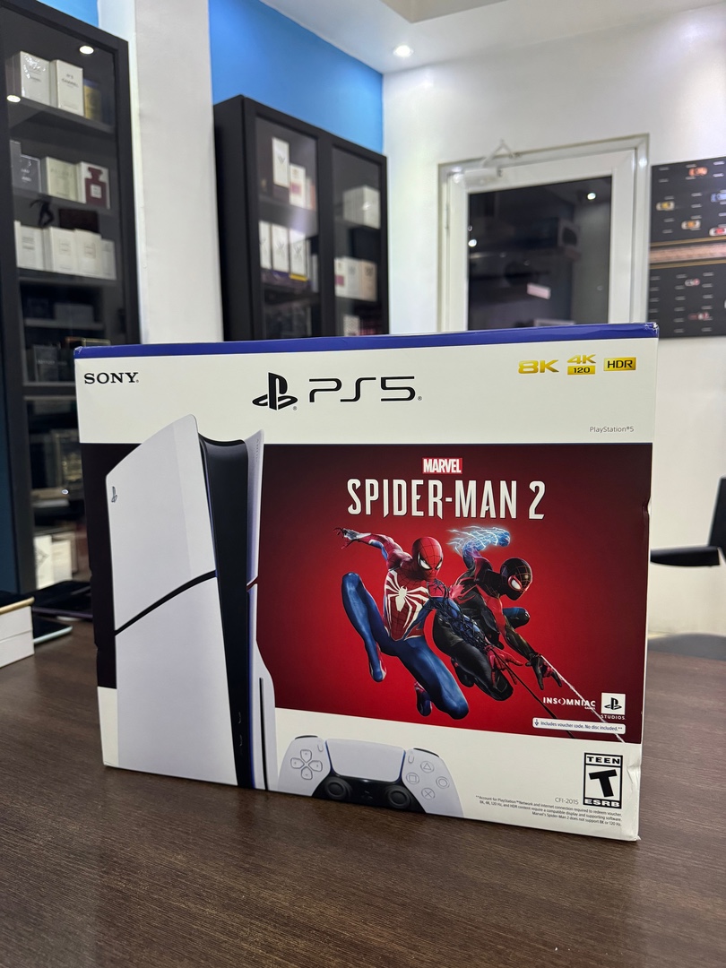consolas y videojuegos - Consola PS5 SLIM - Juego Spider Man 2 Sellado Version CD, Nuevo, RD$ 33,995 NEG 