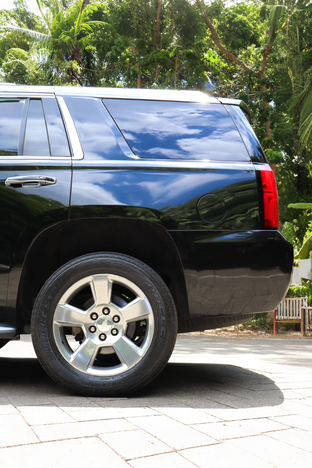 jeepetas y camionetas - Montate en esta impecable confortable espaciosa chevrolet tahoe premier 2017  4