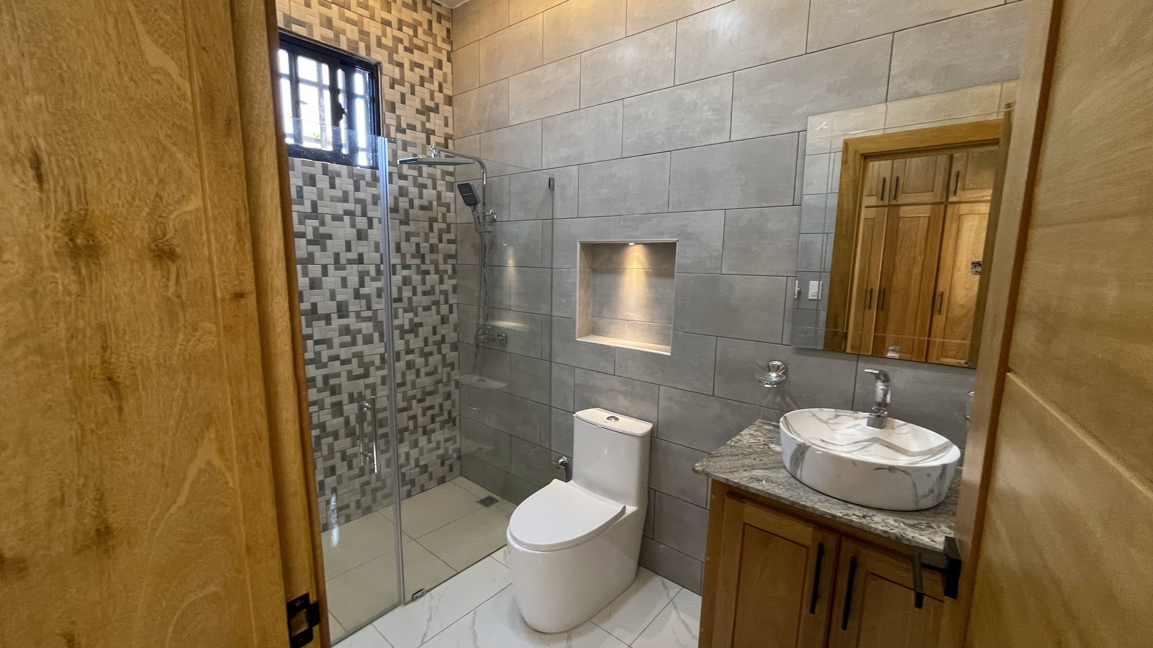 casas - MODERNA CASA EN VENTA EN SANTIAGO. 8