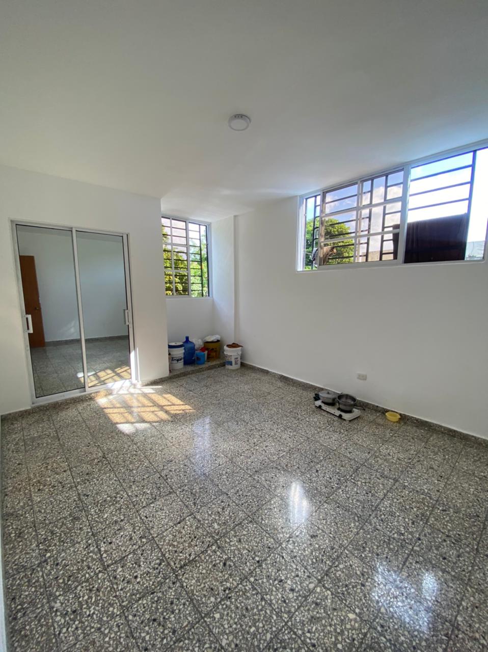 casas - Vendo casa prox. Av. Independencia 5