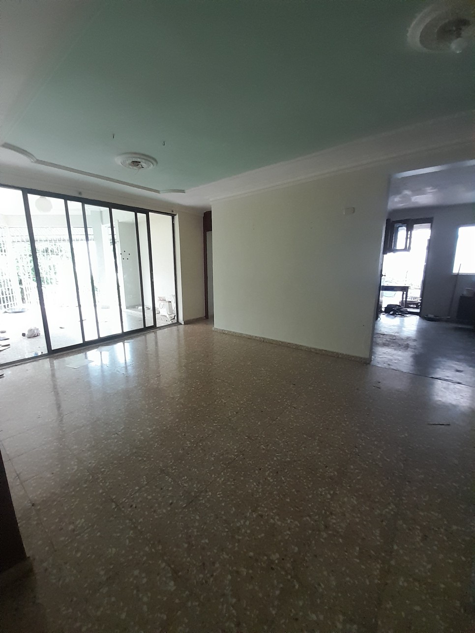 casas - VENDO CASA EN EL MILLON PARA VIVIR O PARA CONSTRUCCIÓN 5