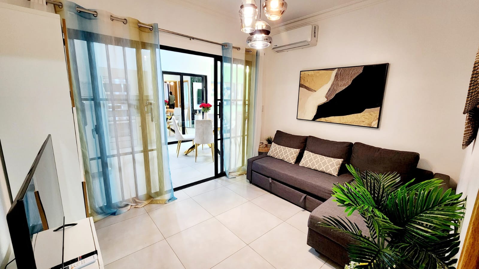 apartamentos - Apartamento en Alquiler en Evaristo Morales US$1,300. 

 7
