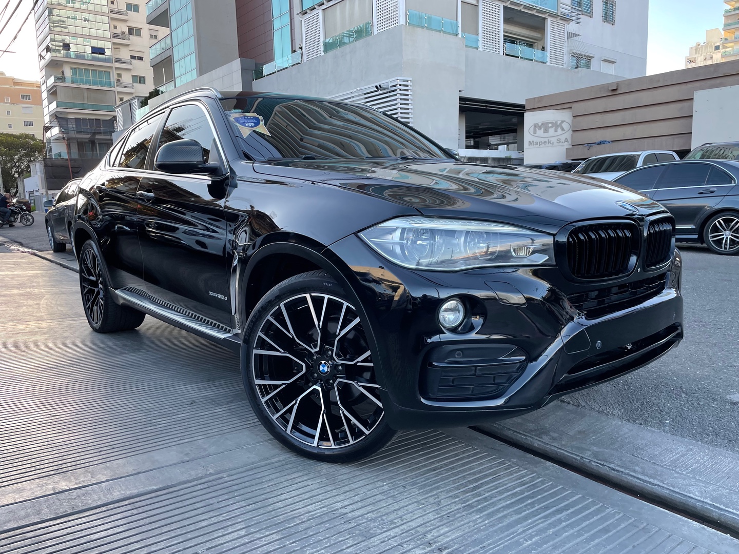 jeepetas y camionetas - BMW X6 X-drive 2015 2