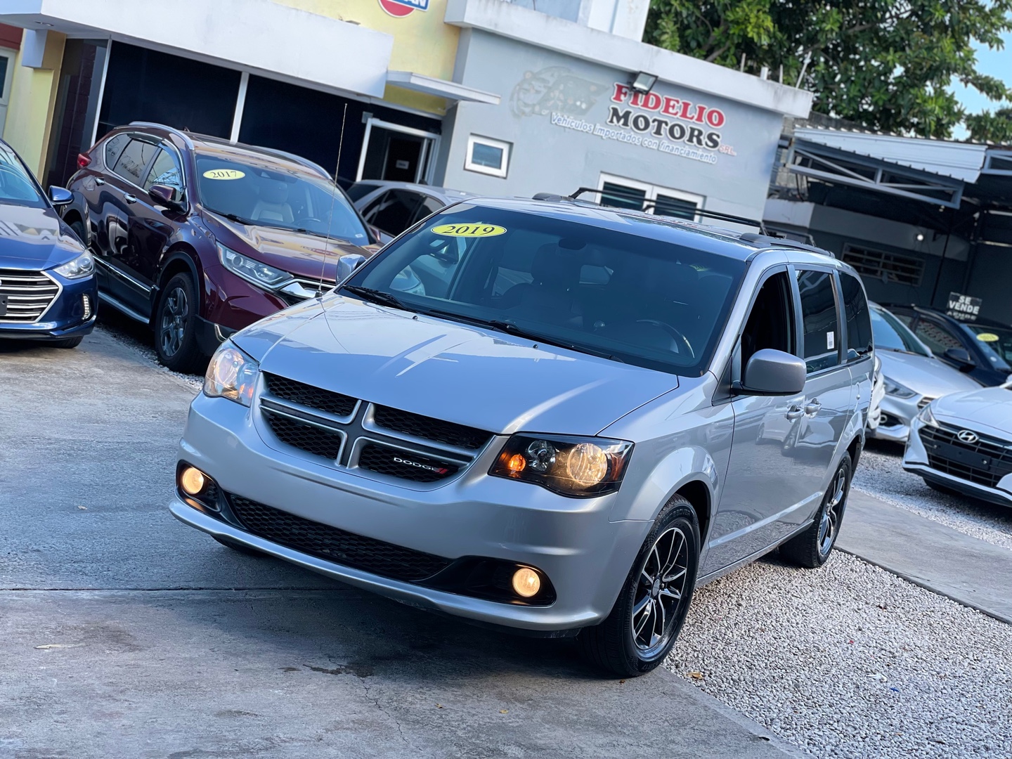 jeepetas y camionetas - OFERTA 2019 Dodge Grand Caravan GT