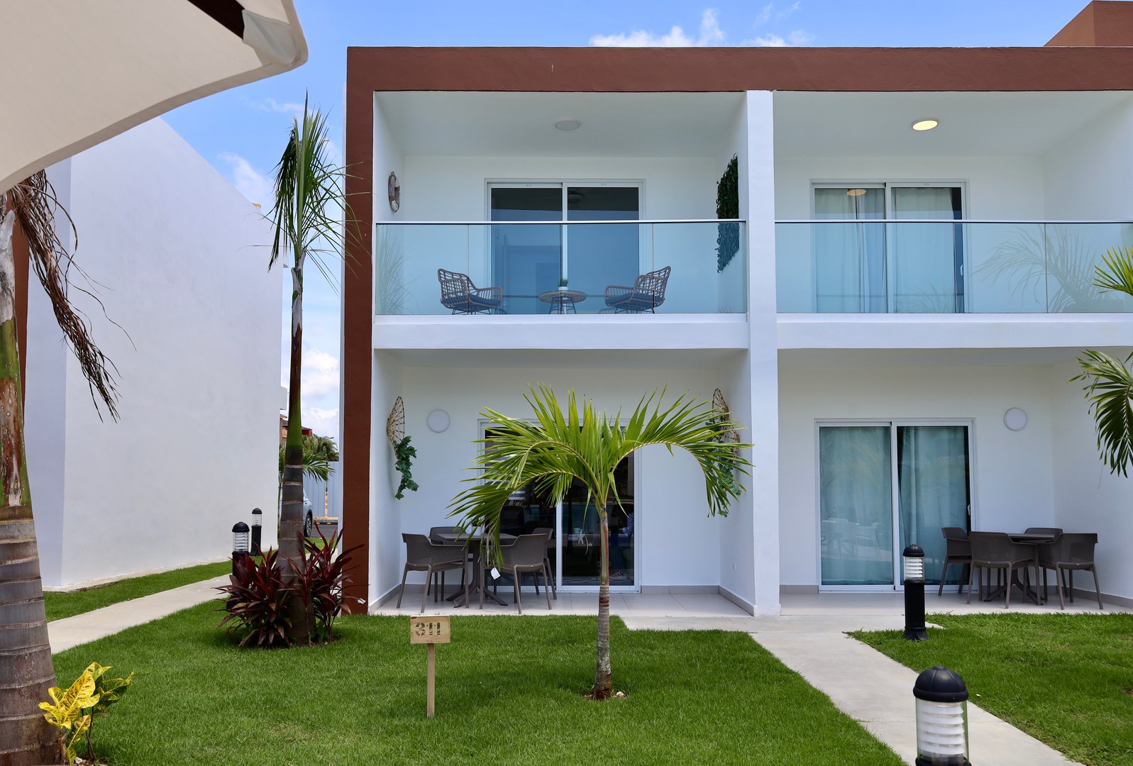 casas vacacionales y villas - Alquiler de Villa de 2 habitaciones Completamente Amueblado Frente Boca Marina  2