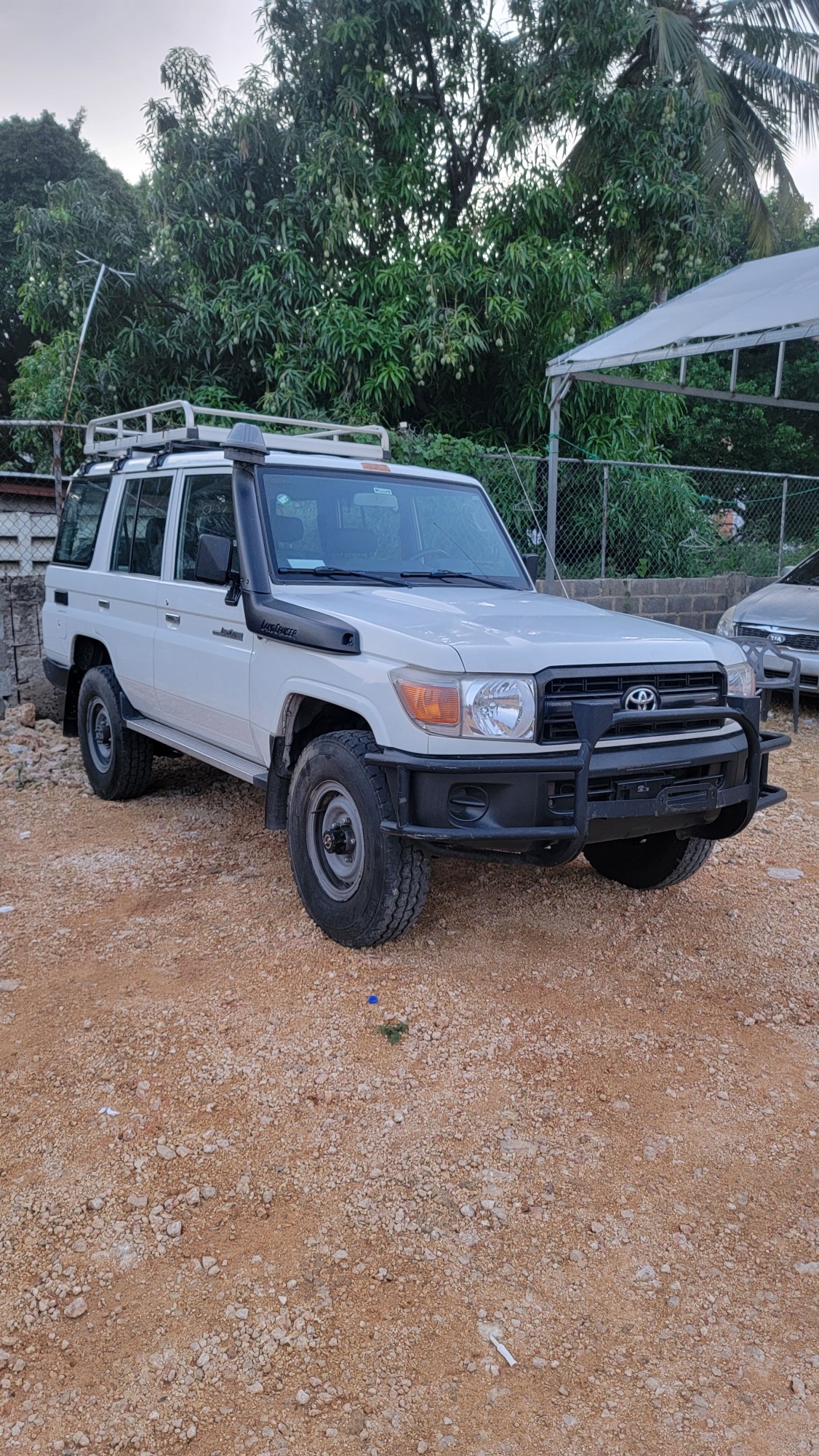 jeepetas y camionetas - TOYOTA LAND CRUISER 2014 1