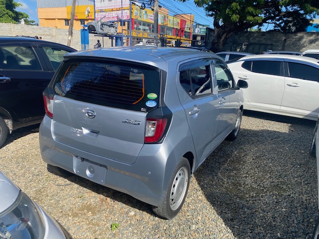 carros - Daihatsu Mira 2018 9