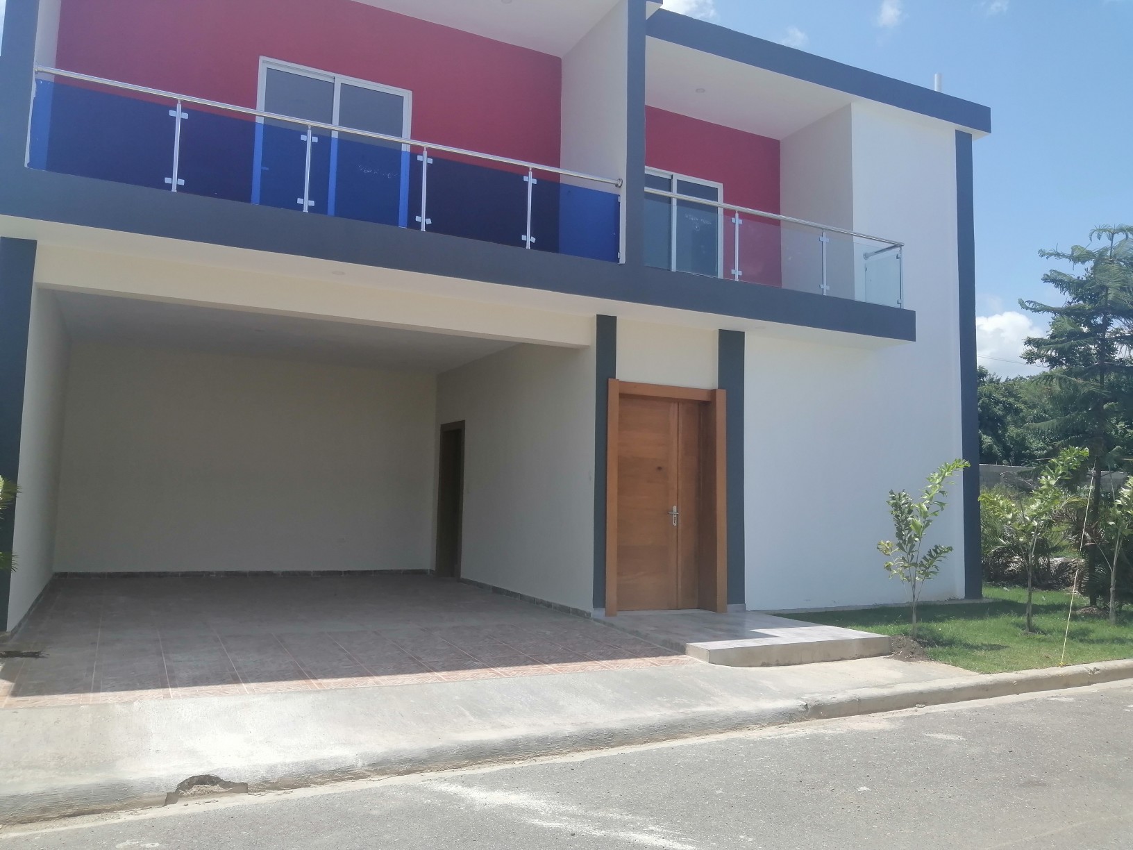 casas - Villa moderna en residencial privado próximo a playa dorada excelente ubicación