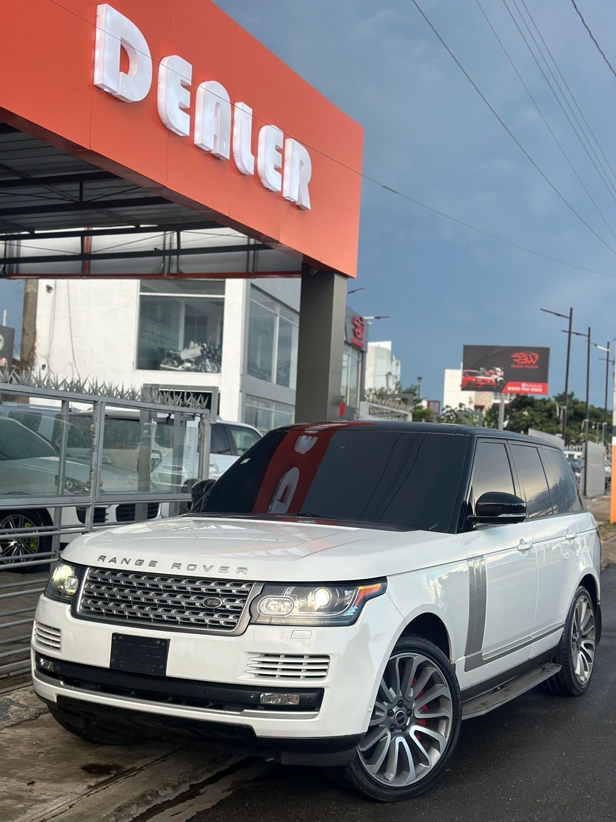 jeepetas y camionetas - Ranger Rover Vogue 2013 la más nueva del pais 🔥 7