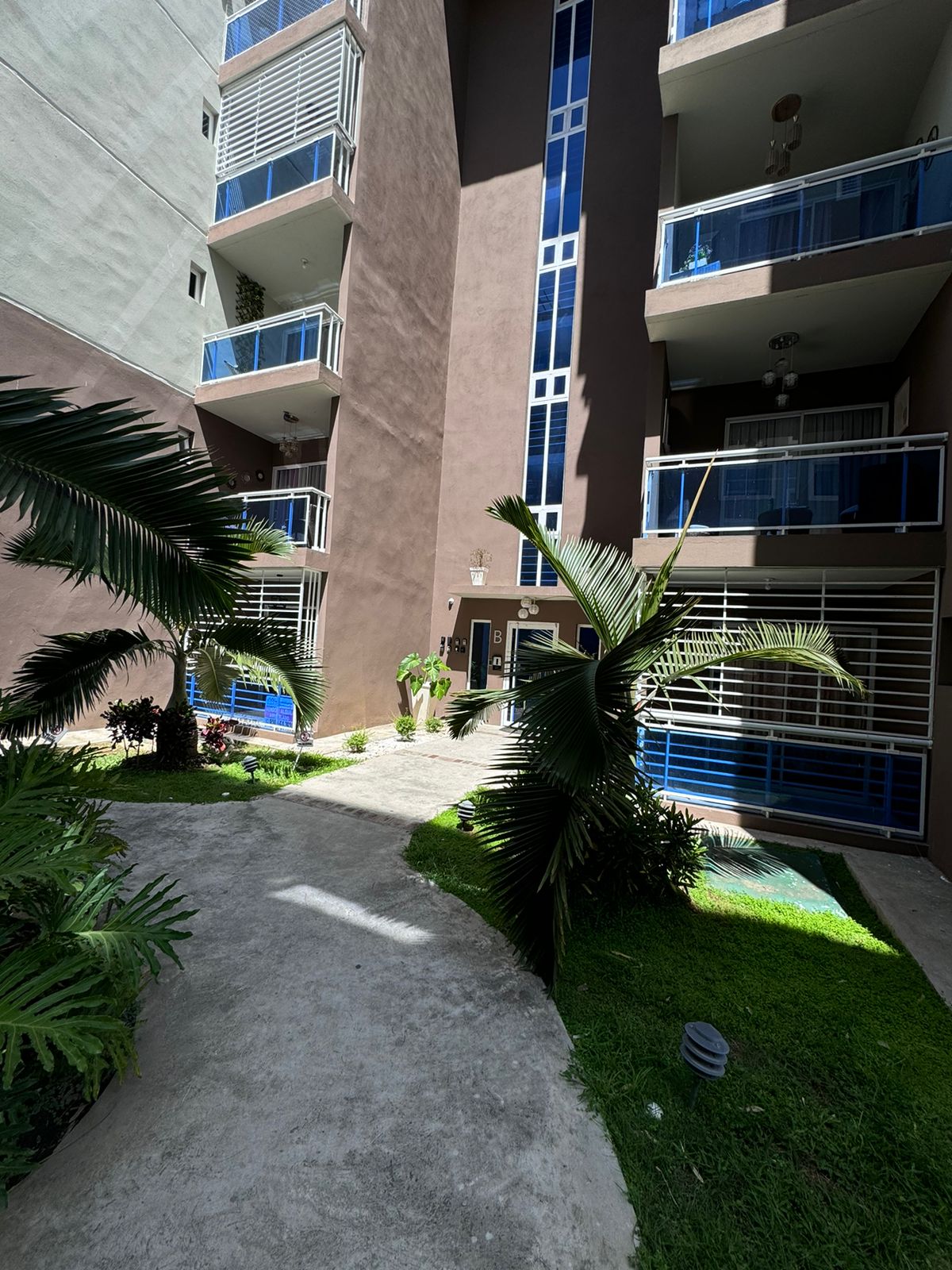 apartamentos - APARTAMENTO EN VENTA EN AV. HISPANOAMERICANA. 7