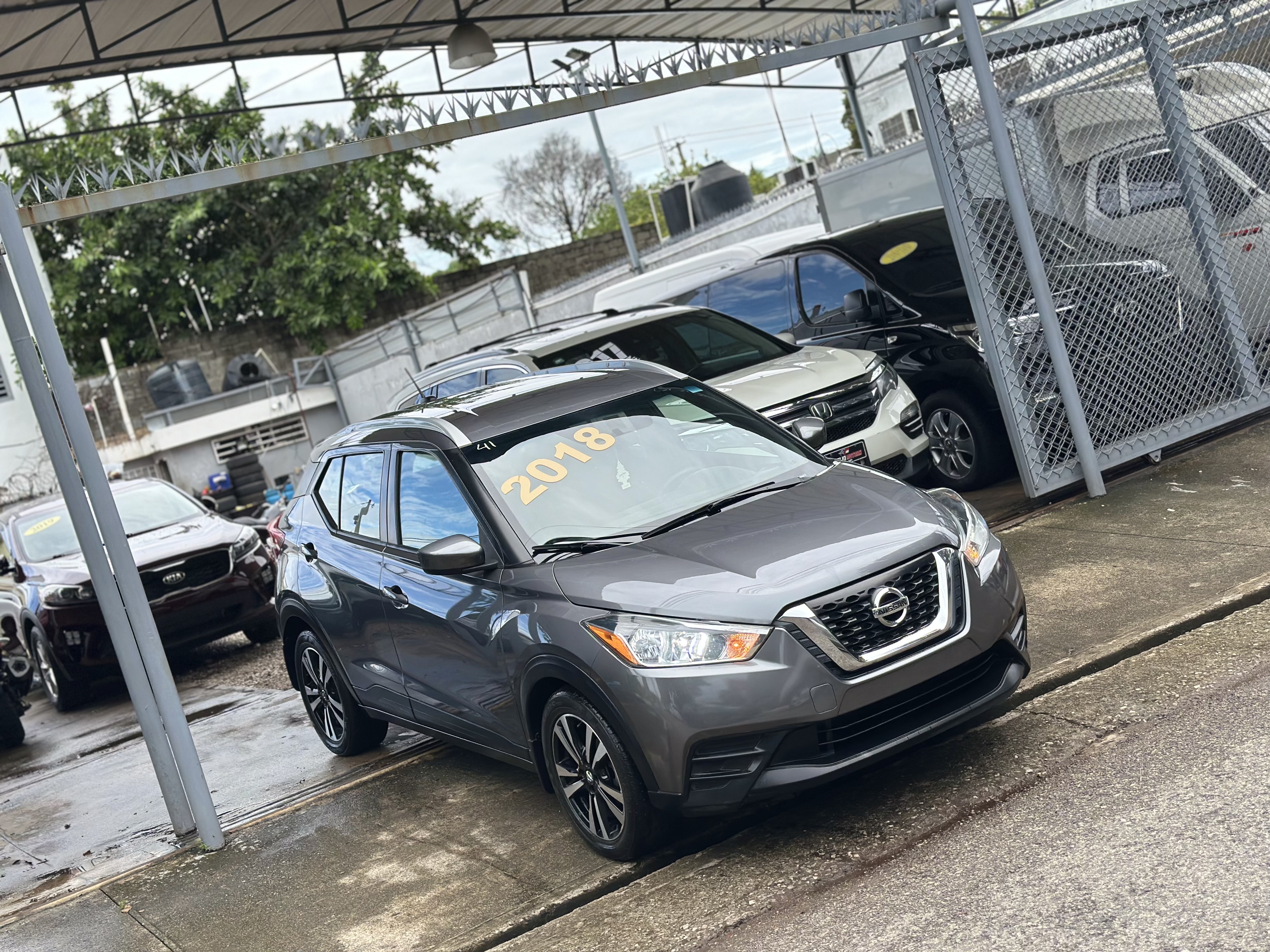 jeepetas y camionetas - 2018 Nissan Kicks SV CLEAN CARFAX 