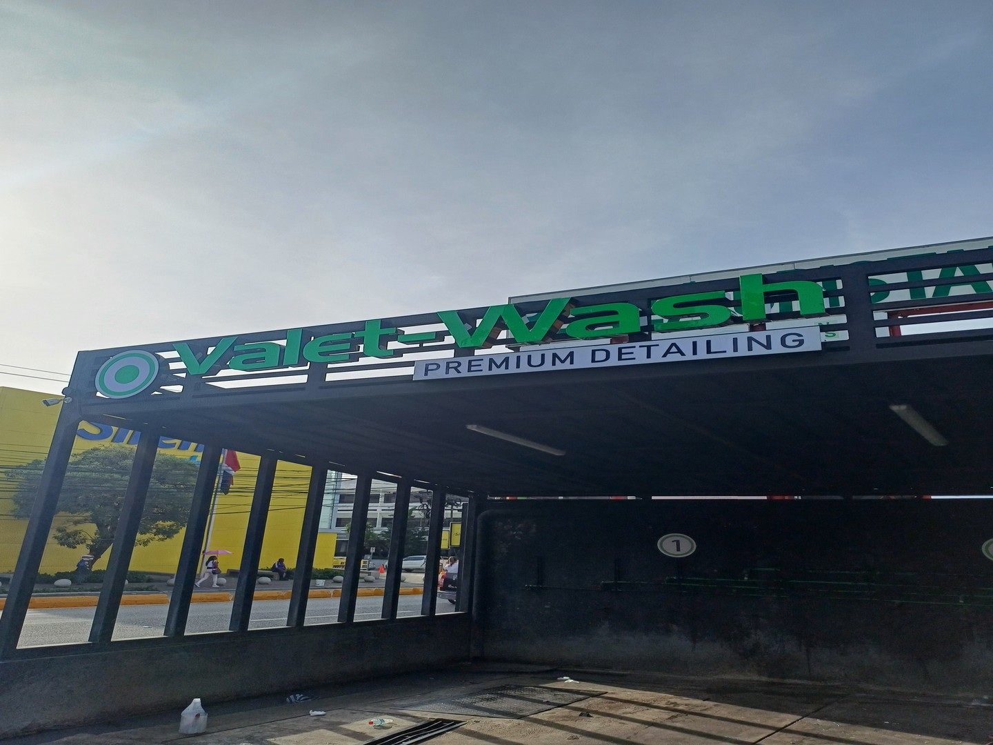 candidatos - Se busca lavadores en un car wash en la zona de pianti.