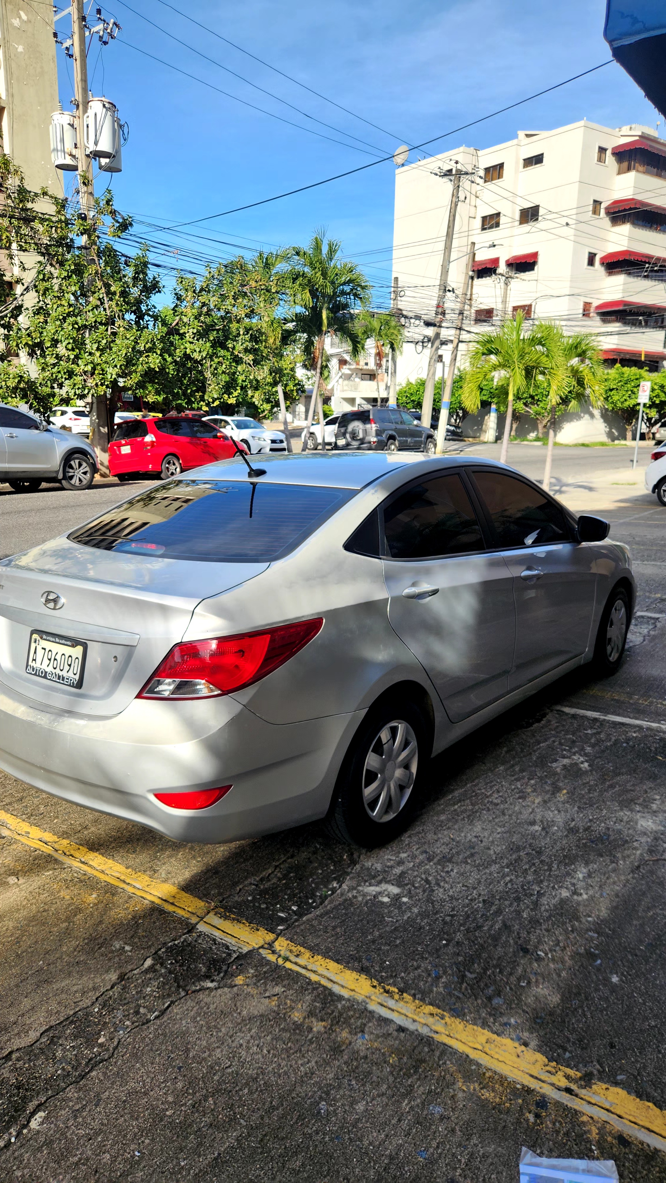 carros - Hyundai Accent 2015 GLS en Excelente Estado 3