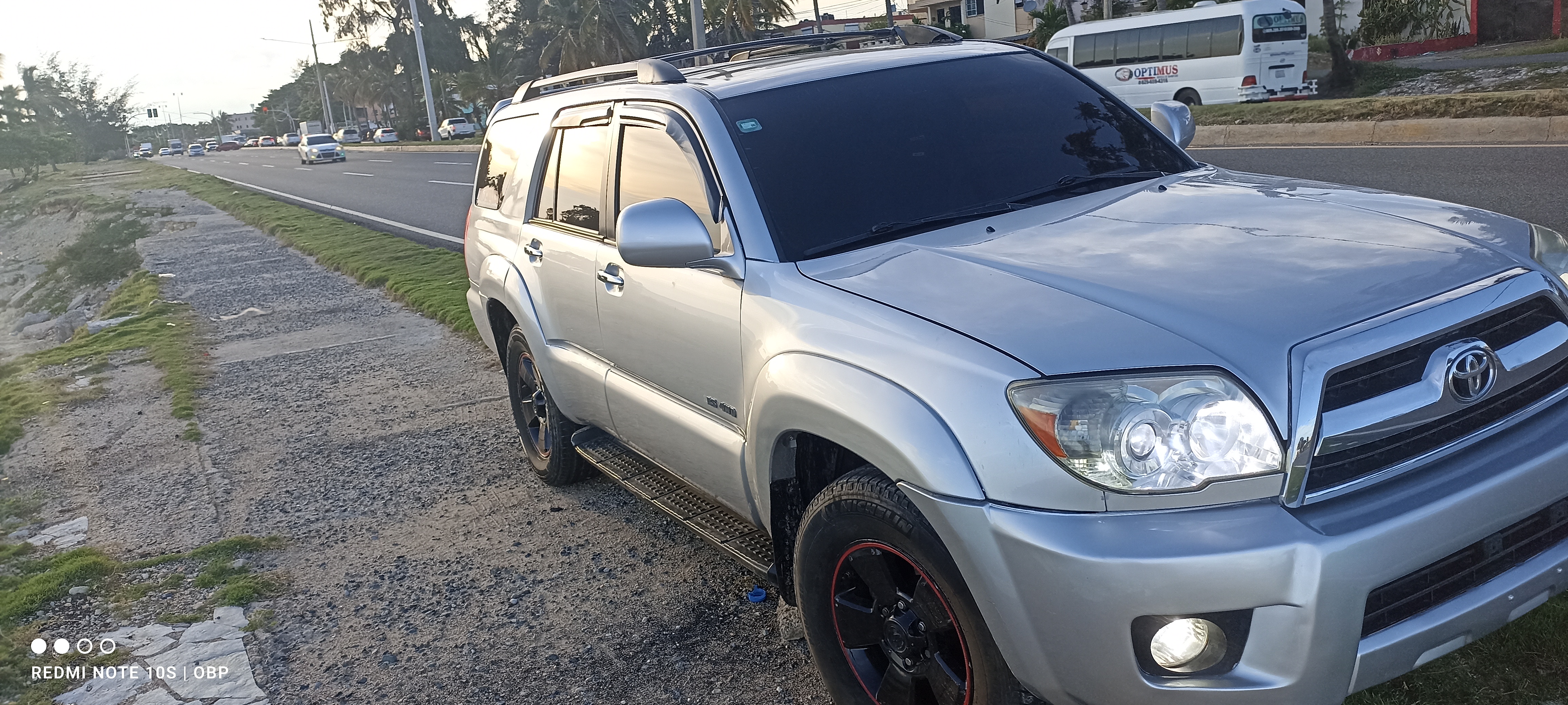 jeepetas y camionetas - Toyota Runner SR5 3