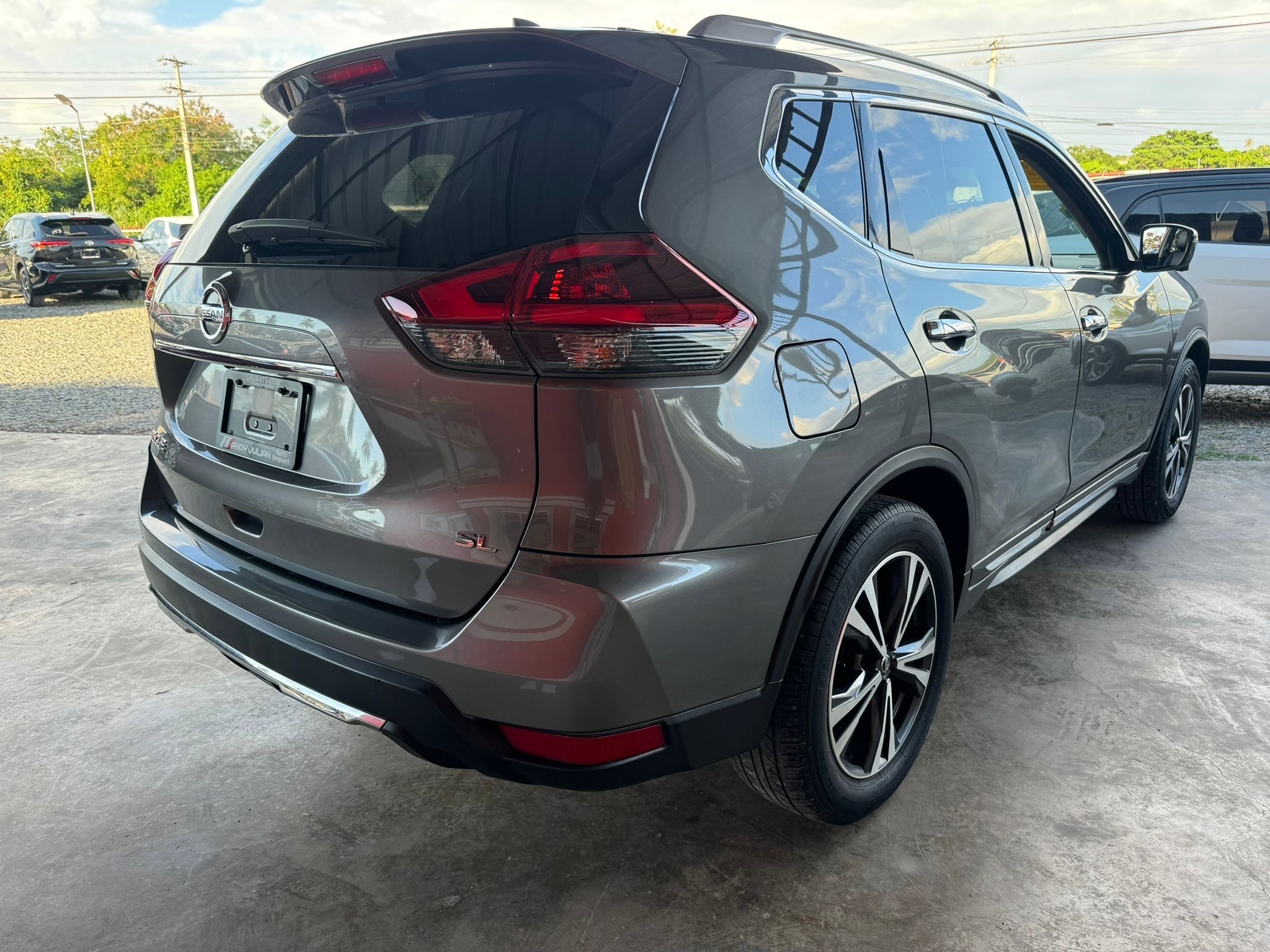 jeepetas y camionetas - Nissan Rogue 2018 SL 4