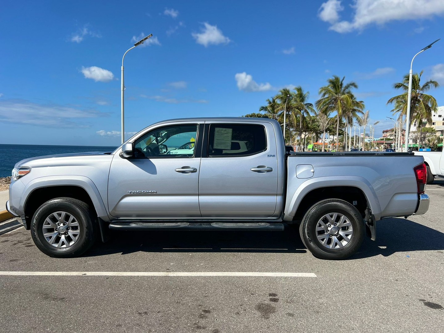 jeepetas y camionetas - TOYOTA TACOMA 2019 - SR5 - 4X4 - 4