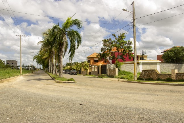 solares y terrenos - Proyecto de Solares entre la Av. Ecológica y Av. Las Américas, S.D.E. 3