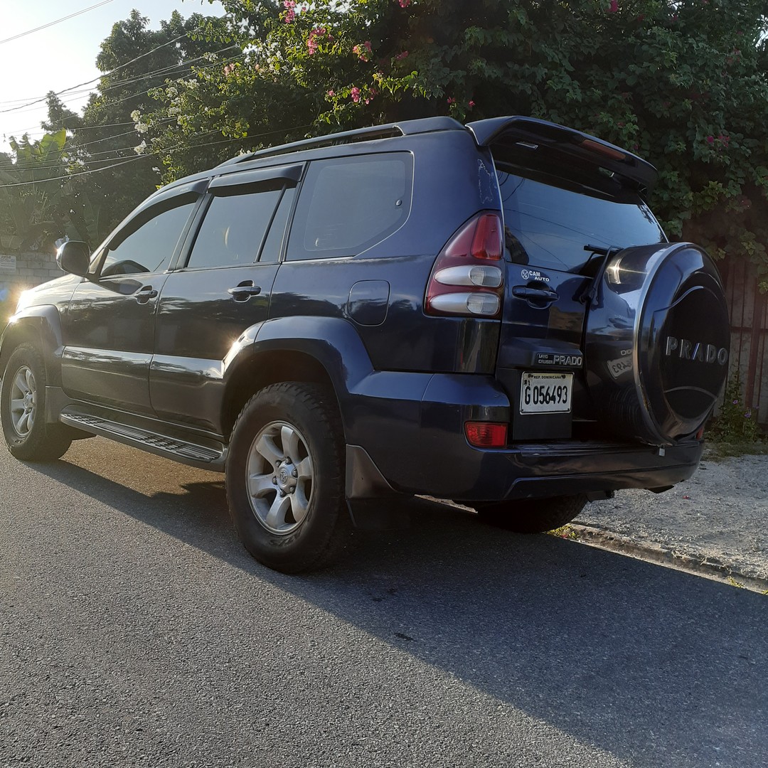 jeepetas y camionetas - Toyota Land Cruiser Prado 2005 5