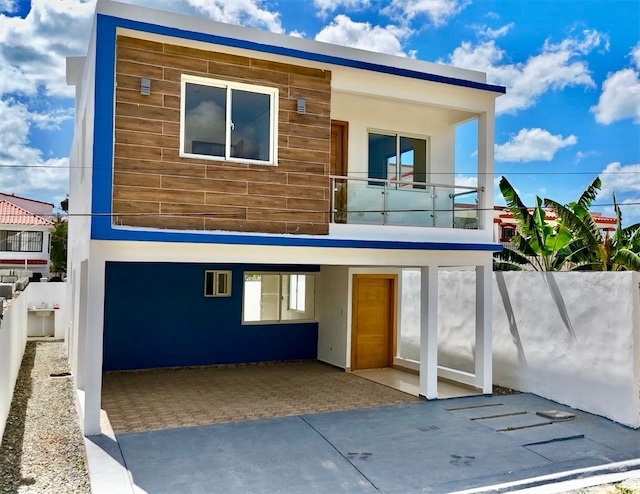 casas - Venta de casa en la autopista de san Isidro Santo Domingo este 