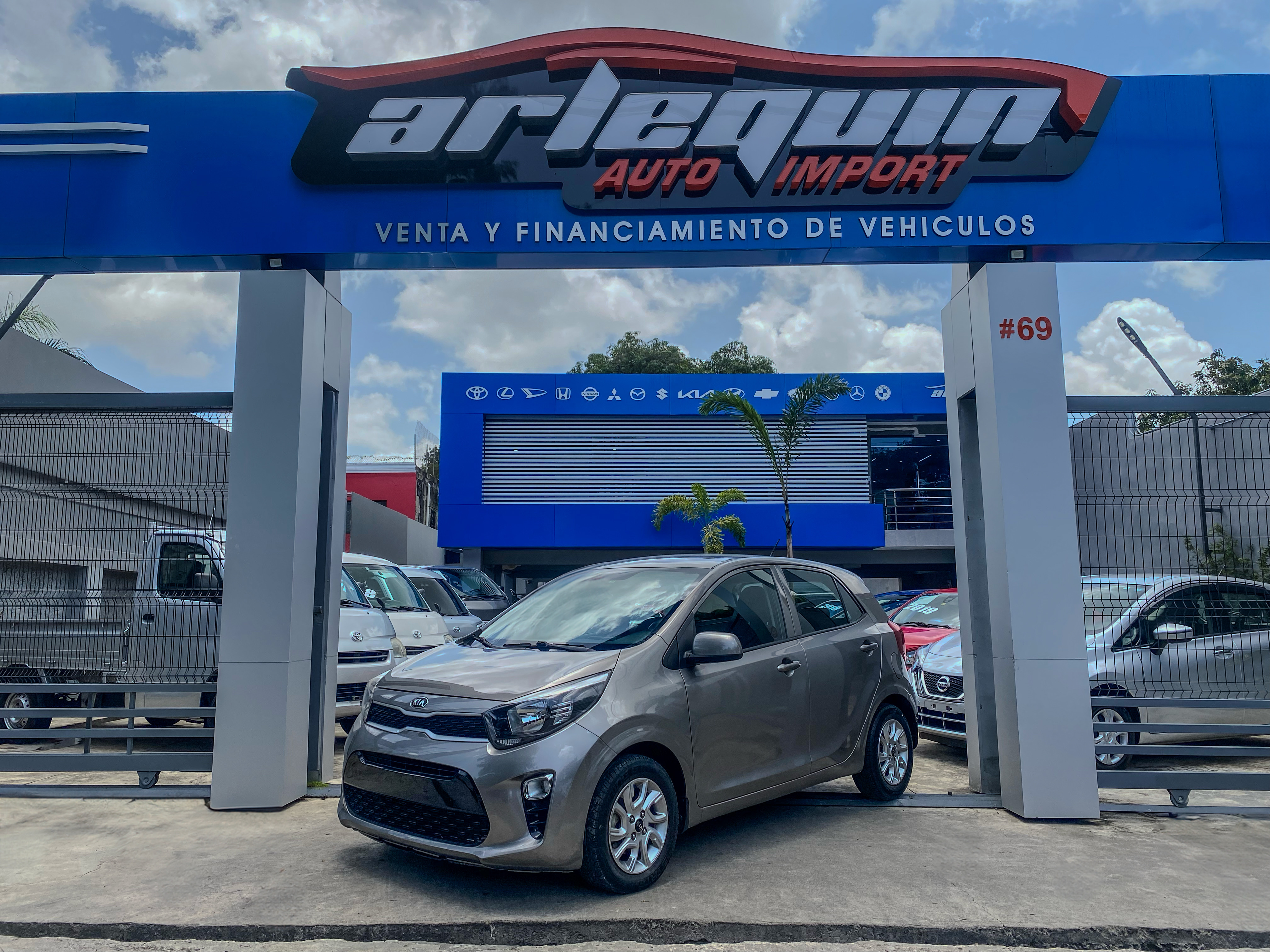 carros - 2021 Kia Picanto 0