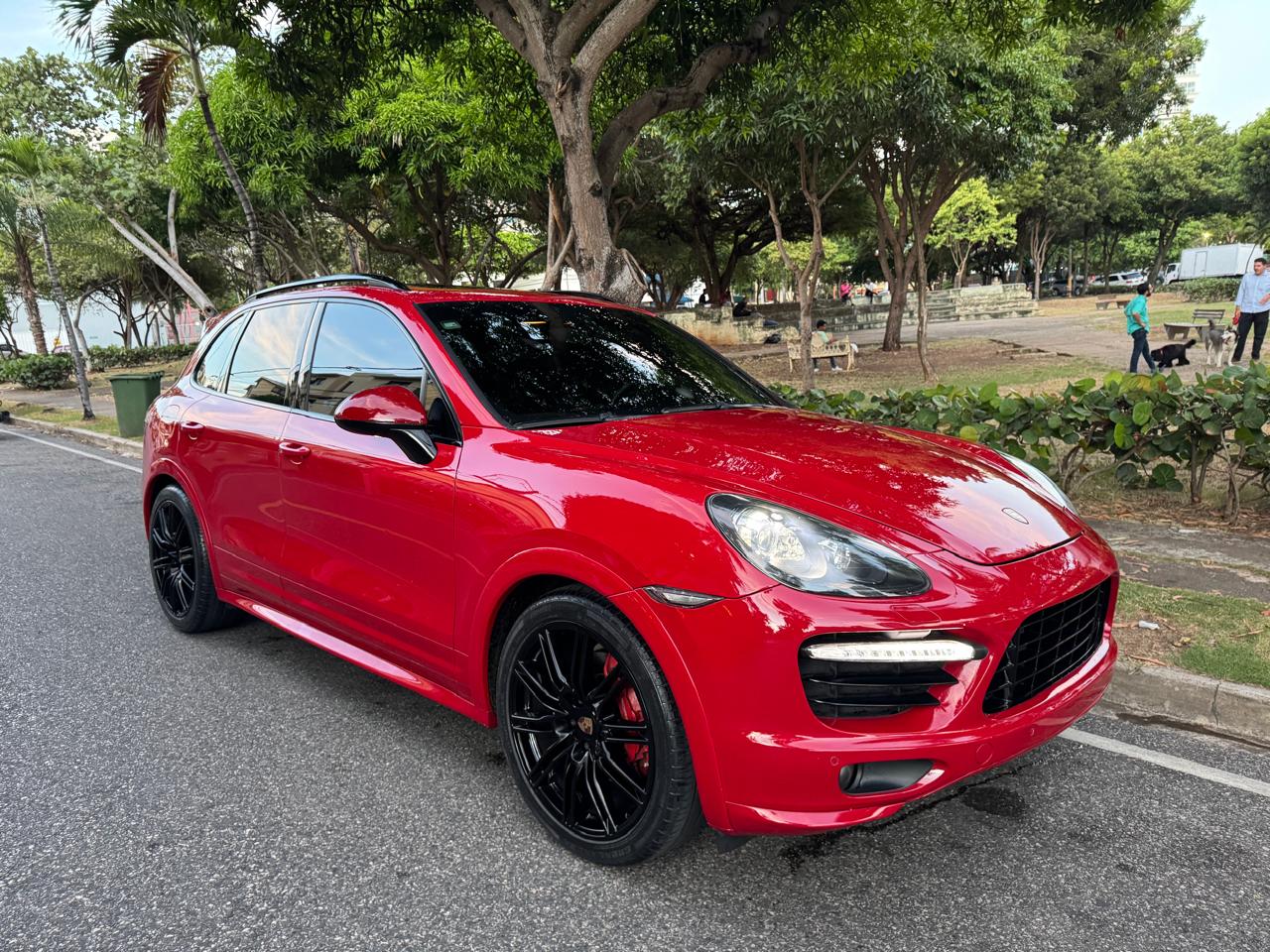 jeepetas y camionetas - porsche cayenne gts 2014 4