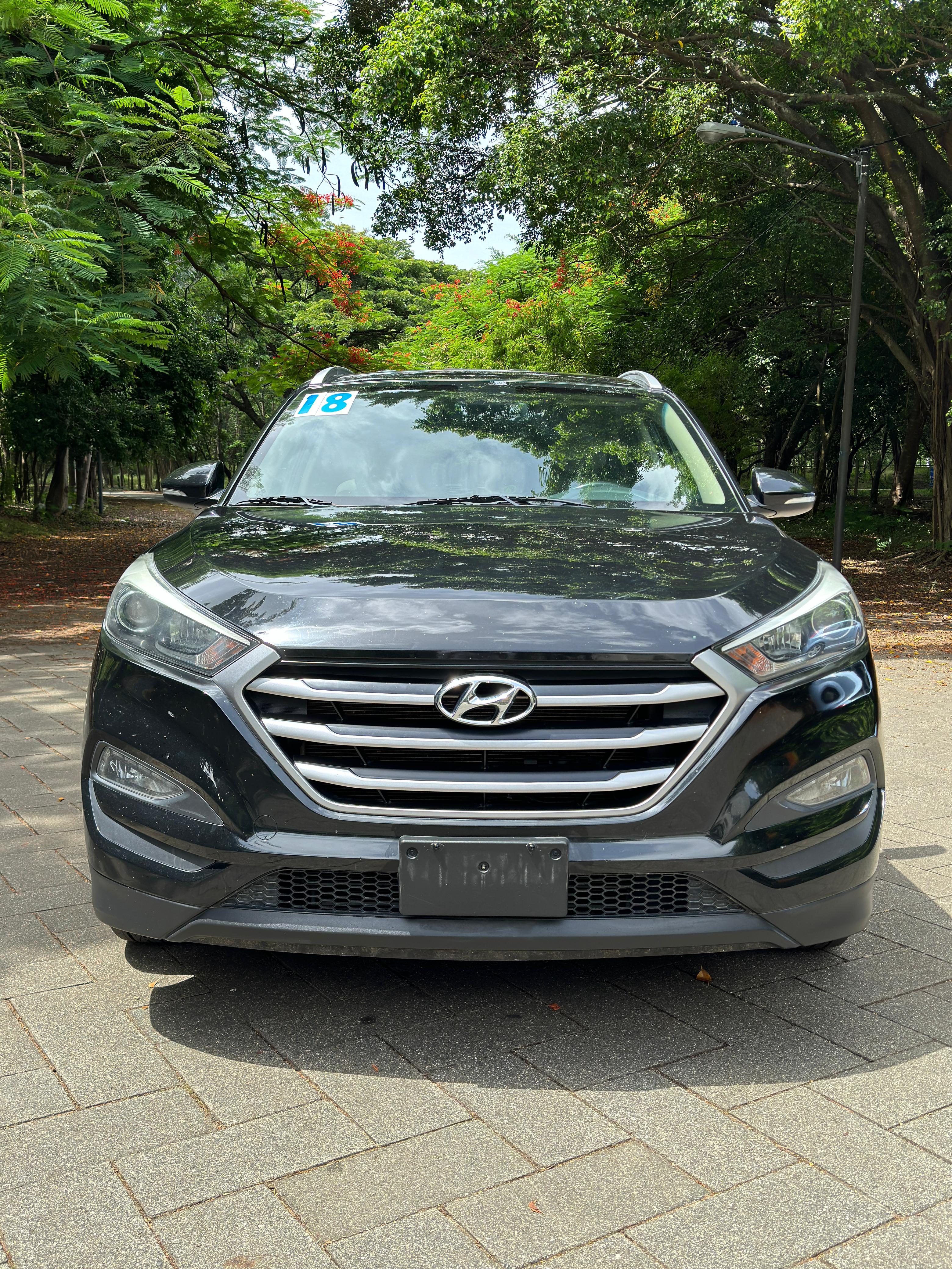 jeepetas y camionetas - No la encontraras al mejor precio y condiciones hyundai tucson 2018 1