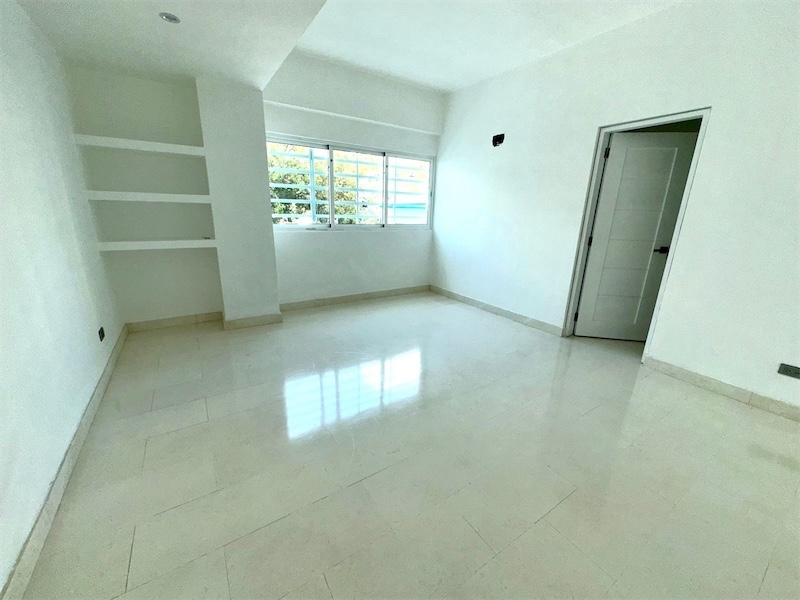 apartamentos - Apartamento en Venta  
En Naco
US$340,000 5