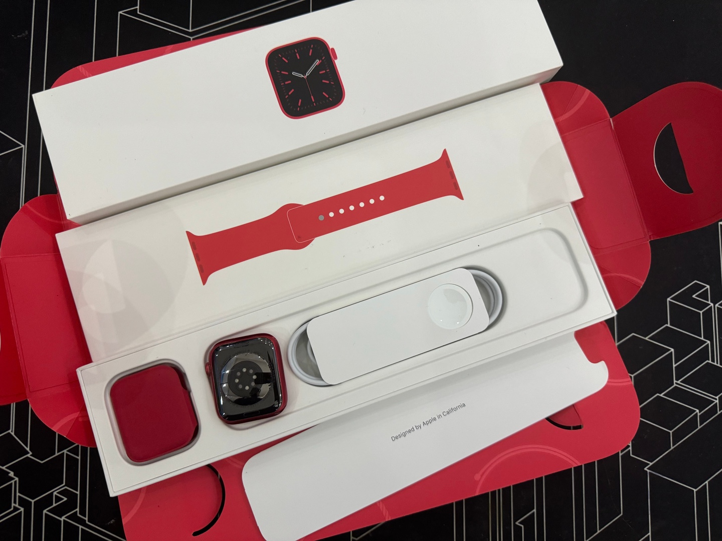 otros electronicos - Apple Watch Series 6 44mm GPS Red (product) Usado RD$ 13,000 NEG 2