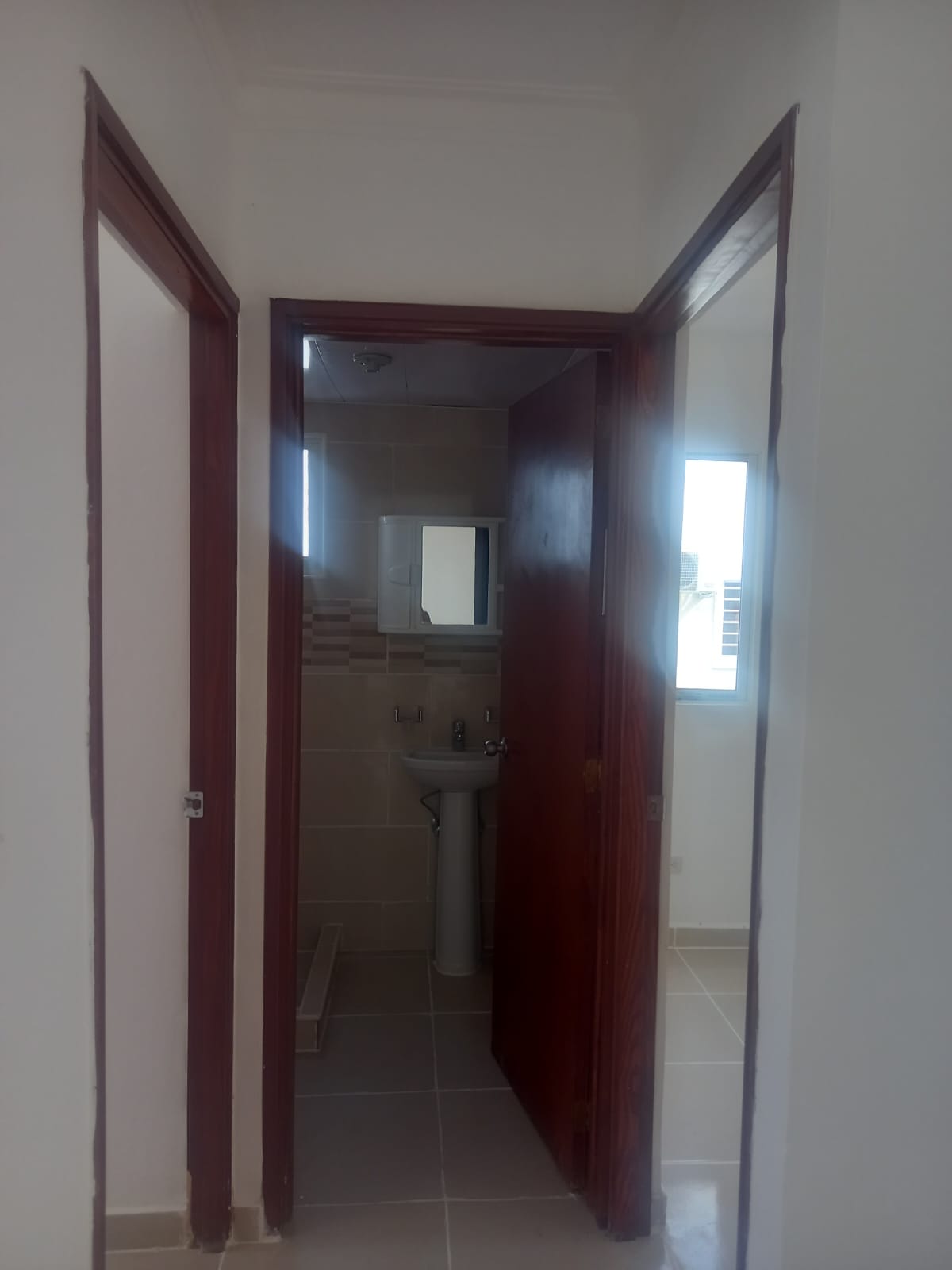 apartamentos - VENDO APARTAMENTO EN3ER PISO RES.  ELSEMBRADOR VII 8