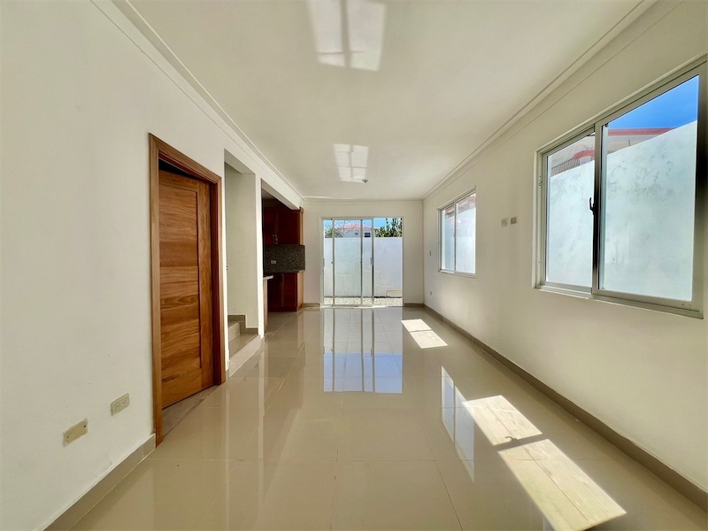 casas - Venta de casa en la autopista de san Isidro Santo Domingo este  1