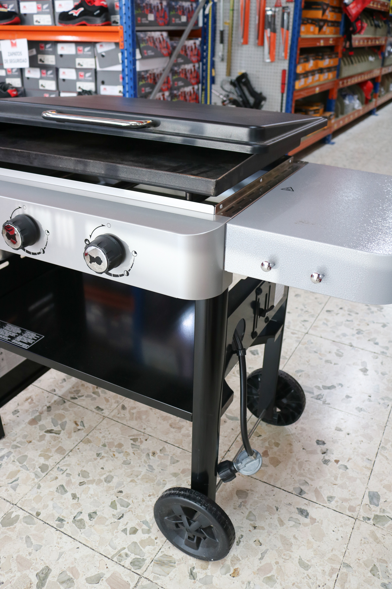 equipos profesionales - Plancha de gas 28" Weber 2