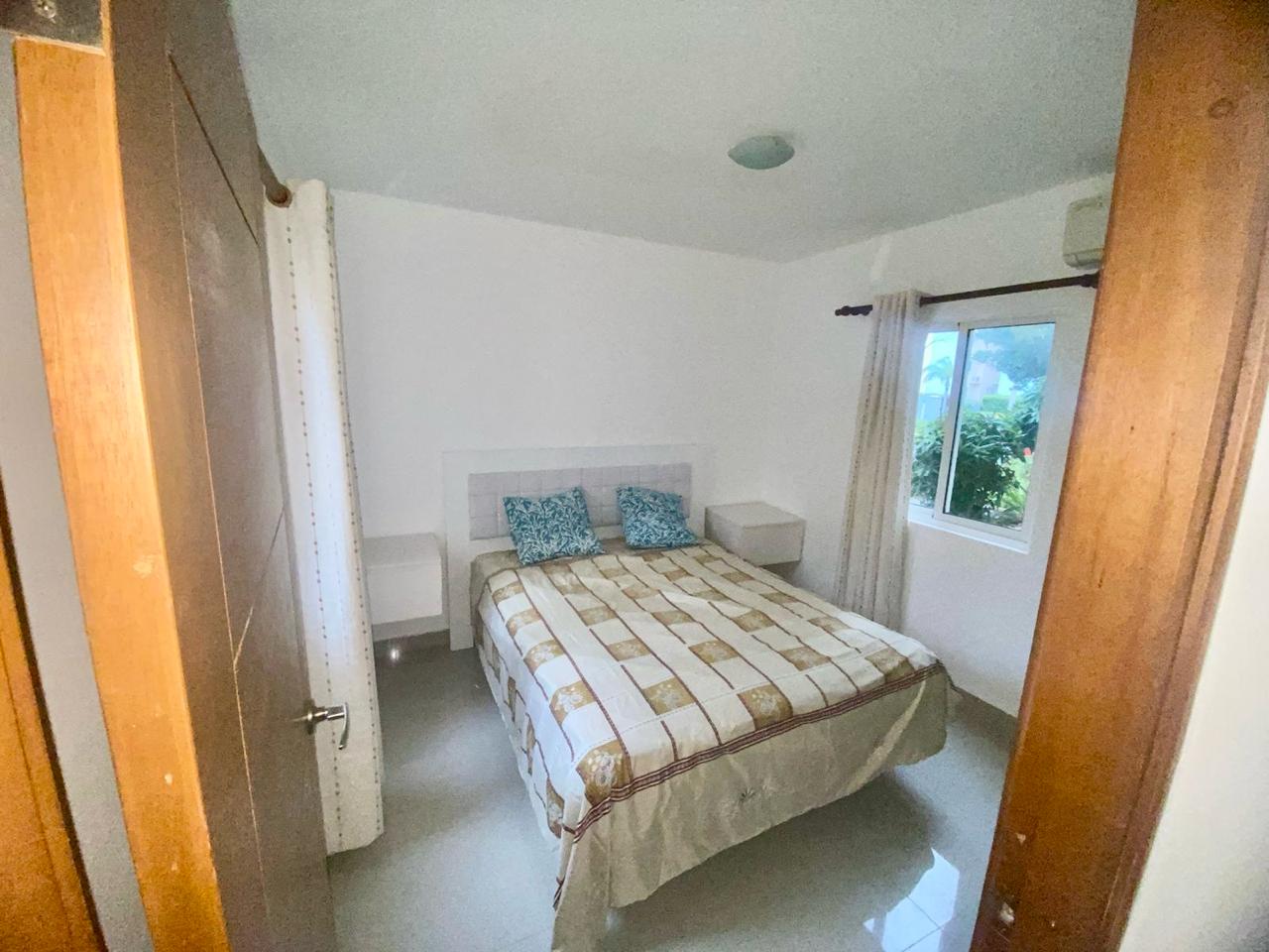 apartamentos - VENDO APTO AMUEBLADO BAVARO- PUNTA CANA! 1