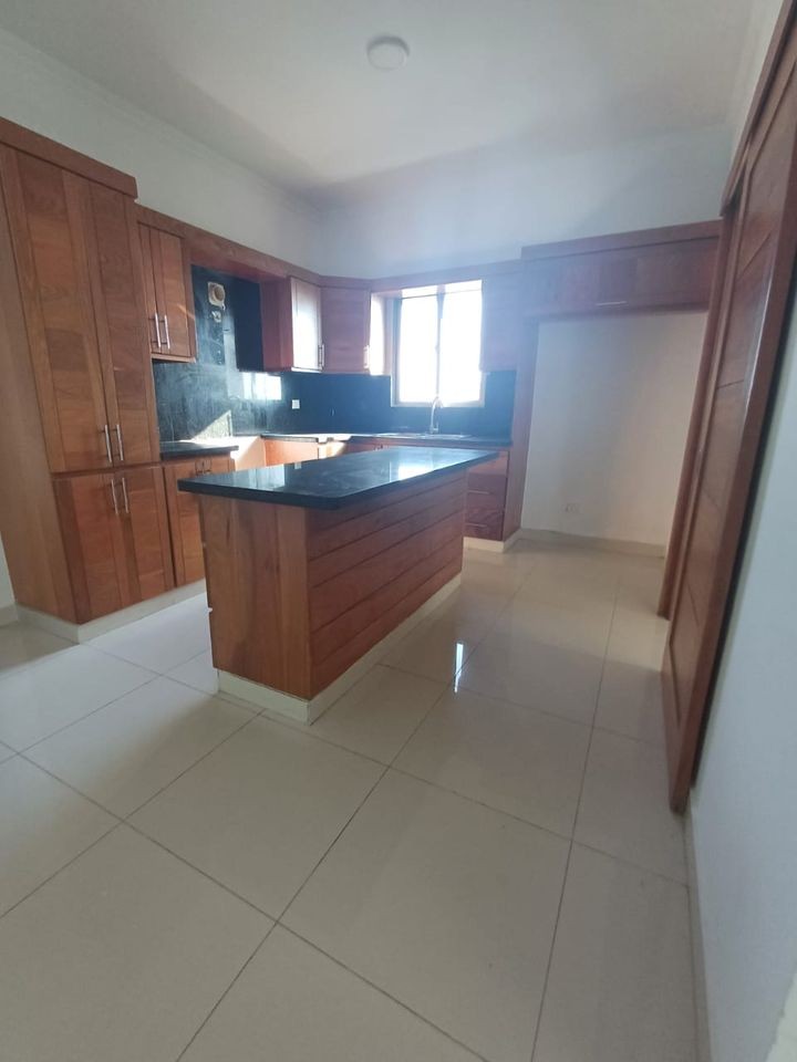 apartamentos - Vendo o alquilo amplio y cómodo apartamento en Alma Rosa I 

$333,000 US
 5