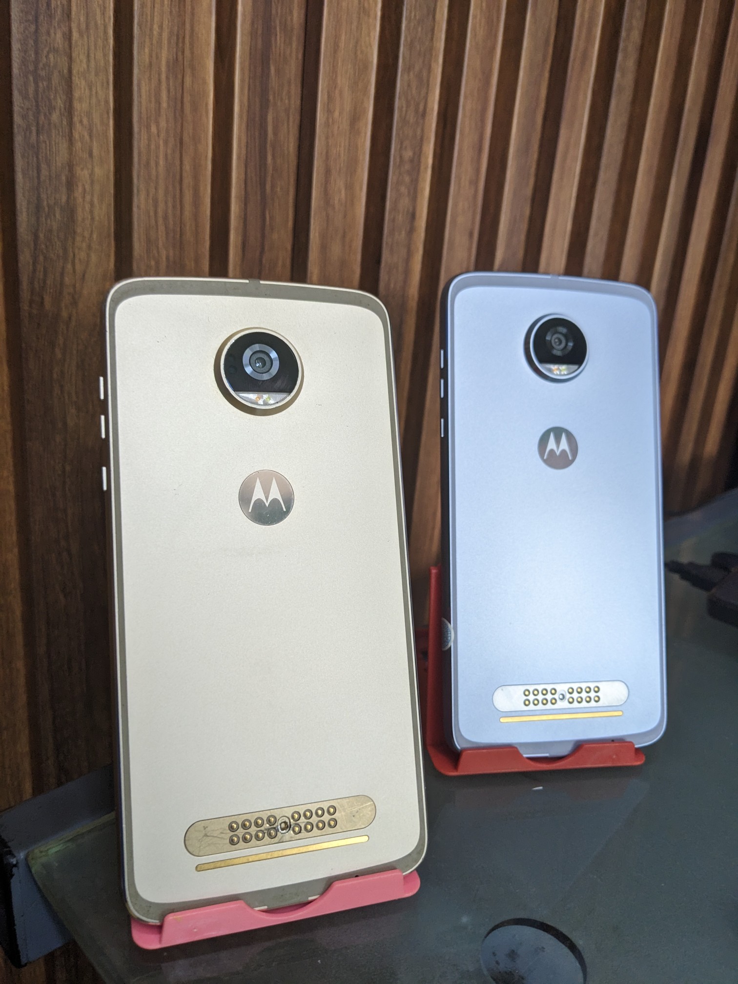 celulares y tabletas - Motorola Moto z2 play 4