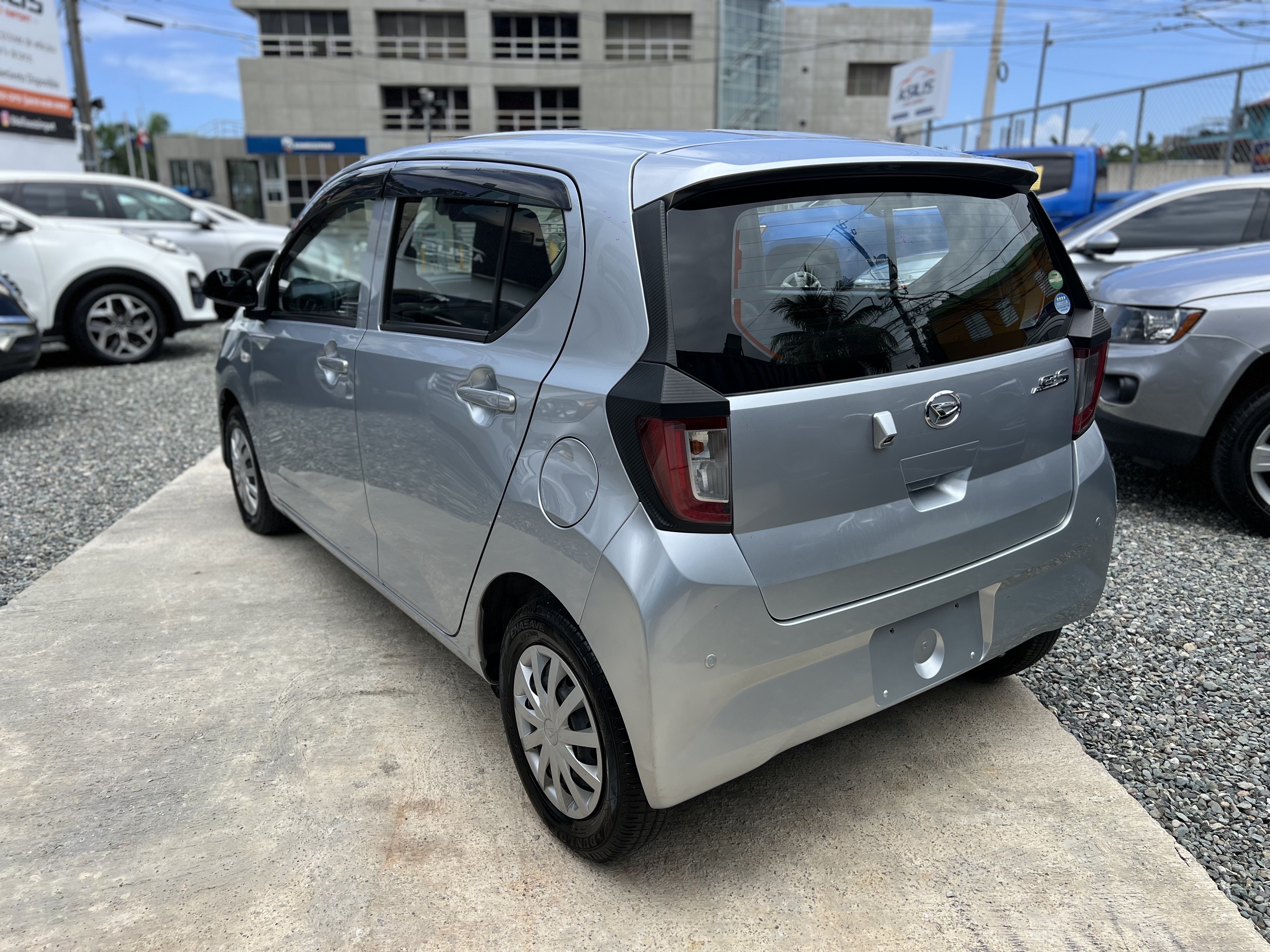 carros - Daihatsu Mira 2018  2