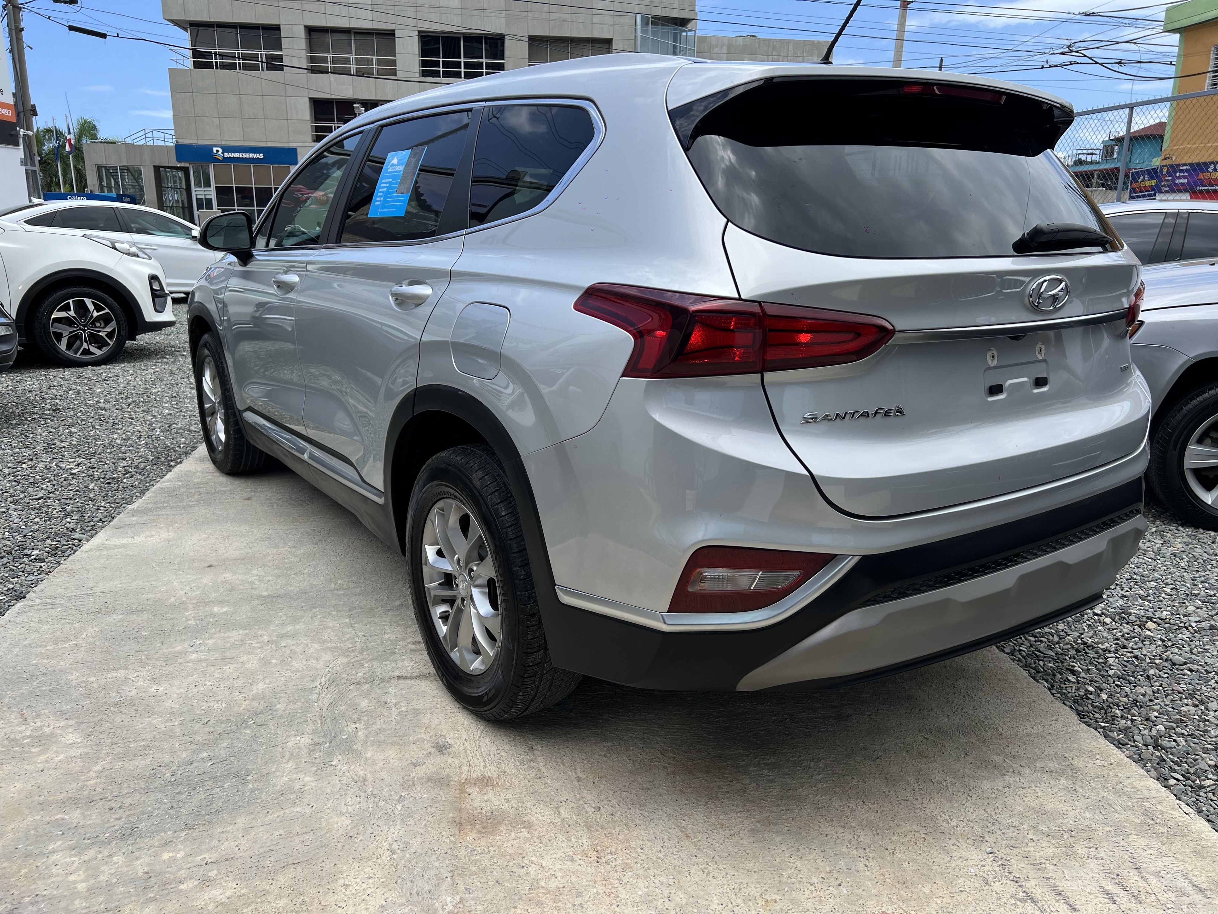 jeepetas y camionetas - Hyundai Santa Fe 2019 (Recien importada)  2