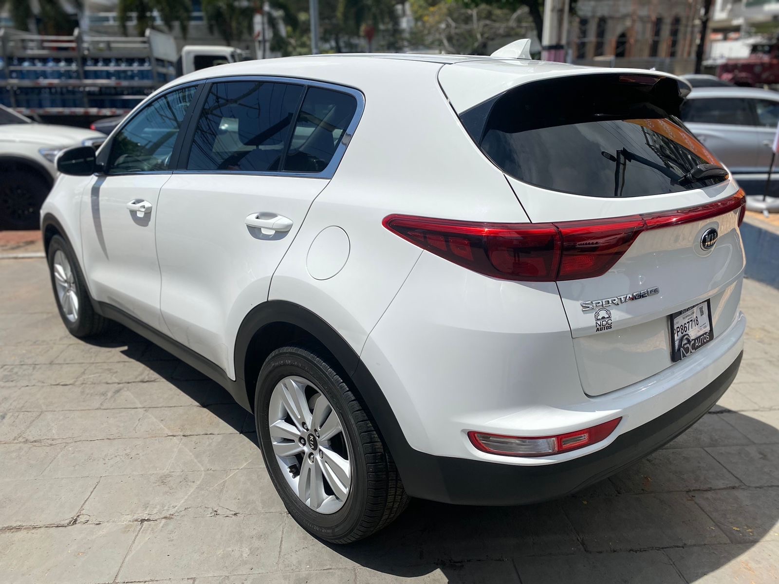 jeepetas y camionetas - KIA SPORTAGE FE 2018 6